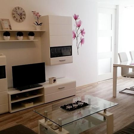 Apartment Soric 塞尼 外观 照片