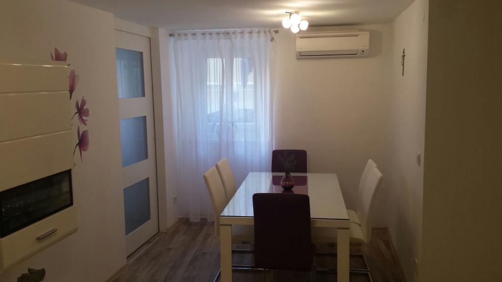 Apartment Soric 塞尼 外观 照片